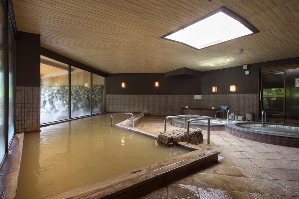 温泉「香肌の湯」