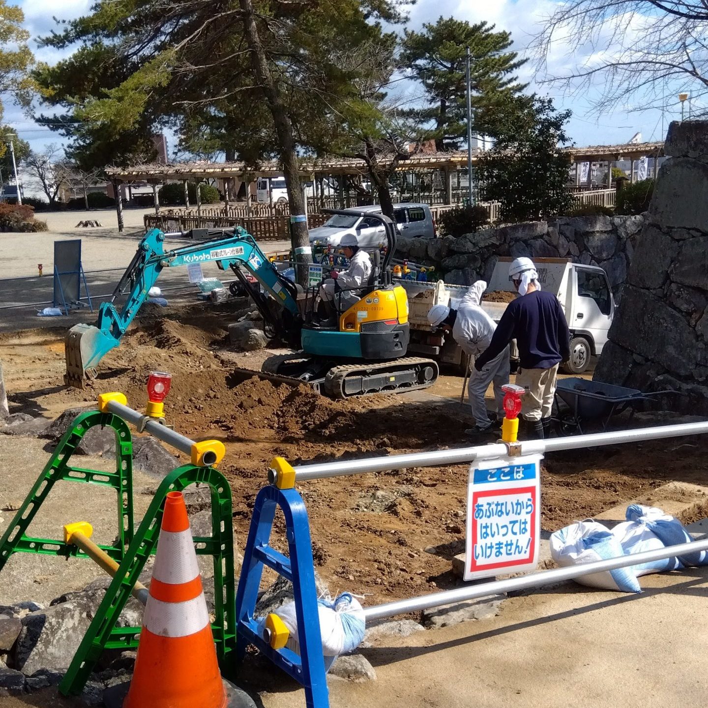 松坂城跡　城内整備工事中です(一部立ち入り禁止あり)　令和6年3月下旬まで(予定)